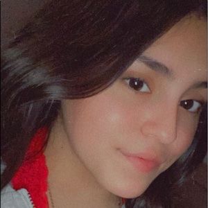 Meet your Posher, Vivian